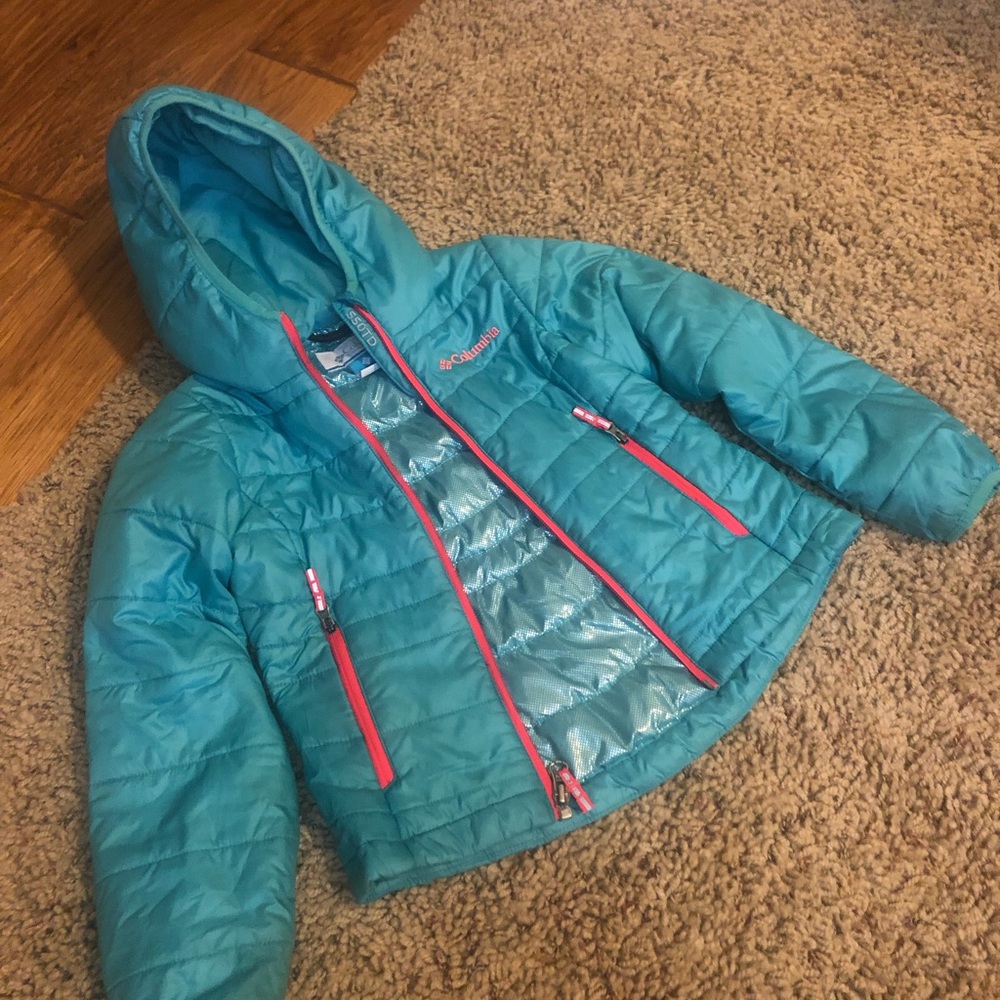 Columbia Kids turquoise down filled jacket